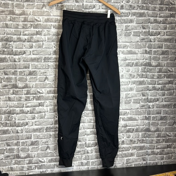 ZYIA - Picture 5 of 9